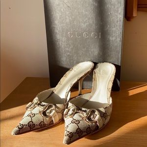 GUCCI SZ 6 backless pointed heel